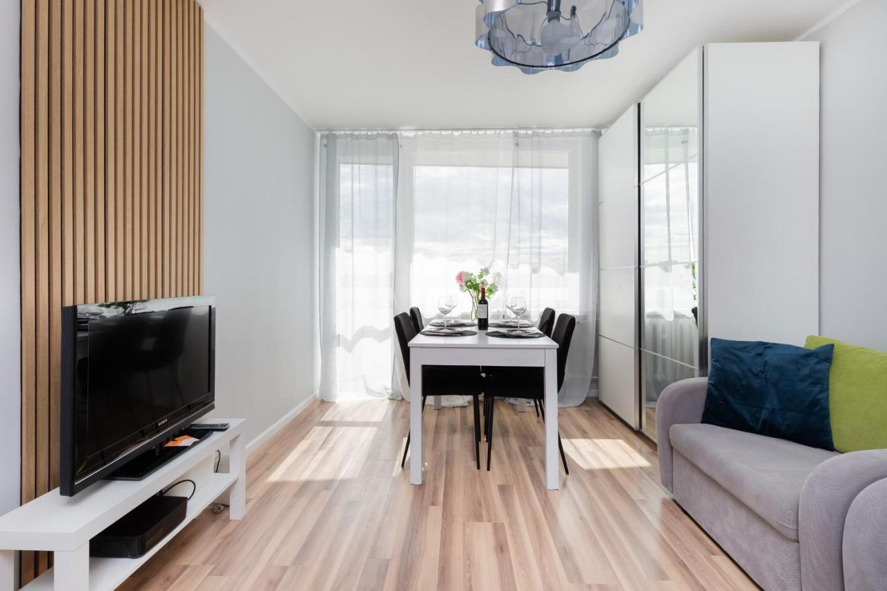 Seaview Apartment Gdansk Przymorze By Noclegi Renters Ngoại thất bức ảnh